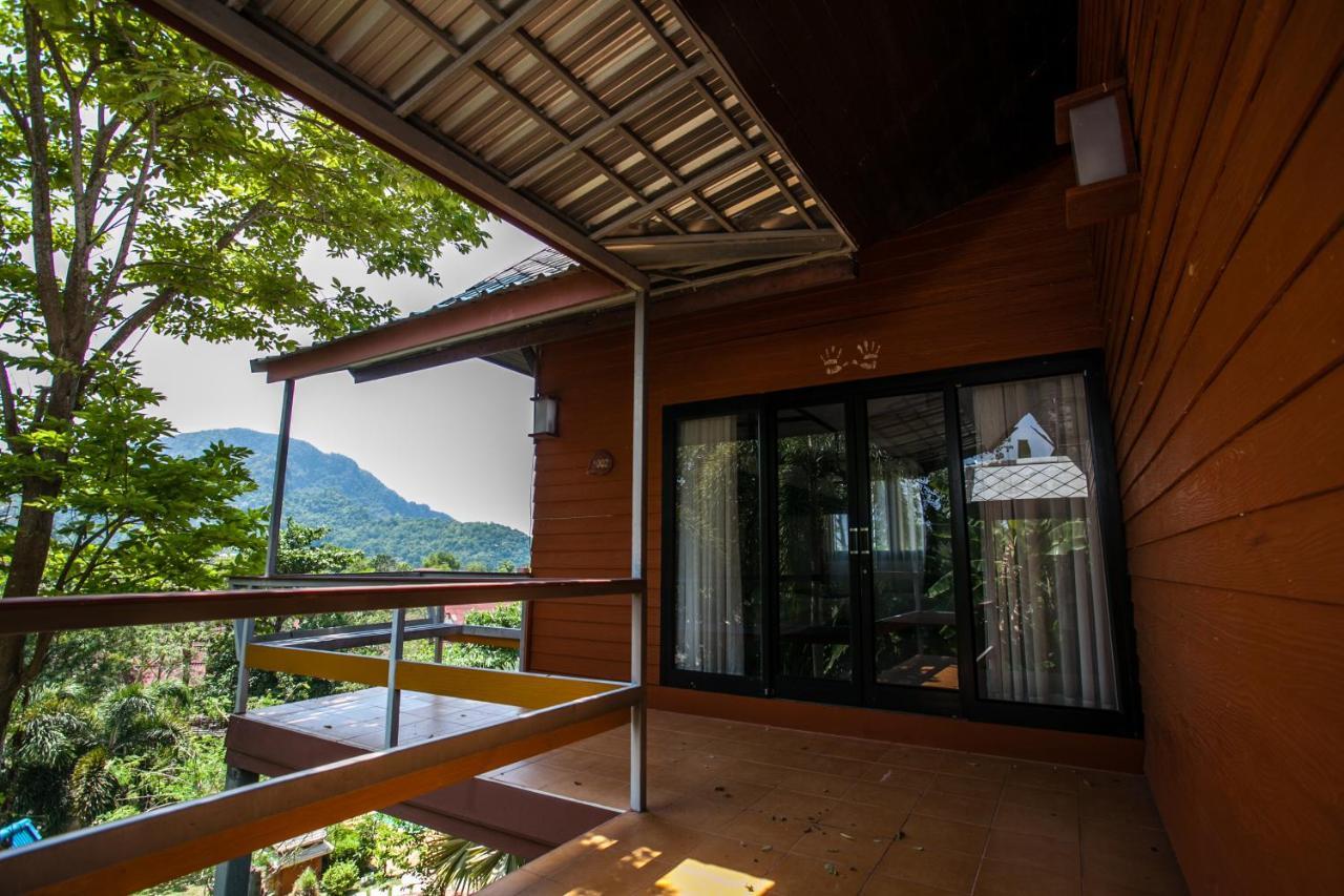 Phitharom Pp Resort Phi Phi Don Exterior photo