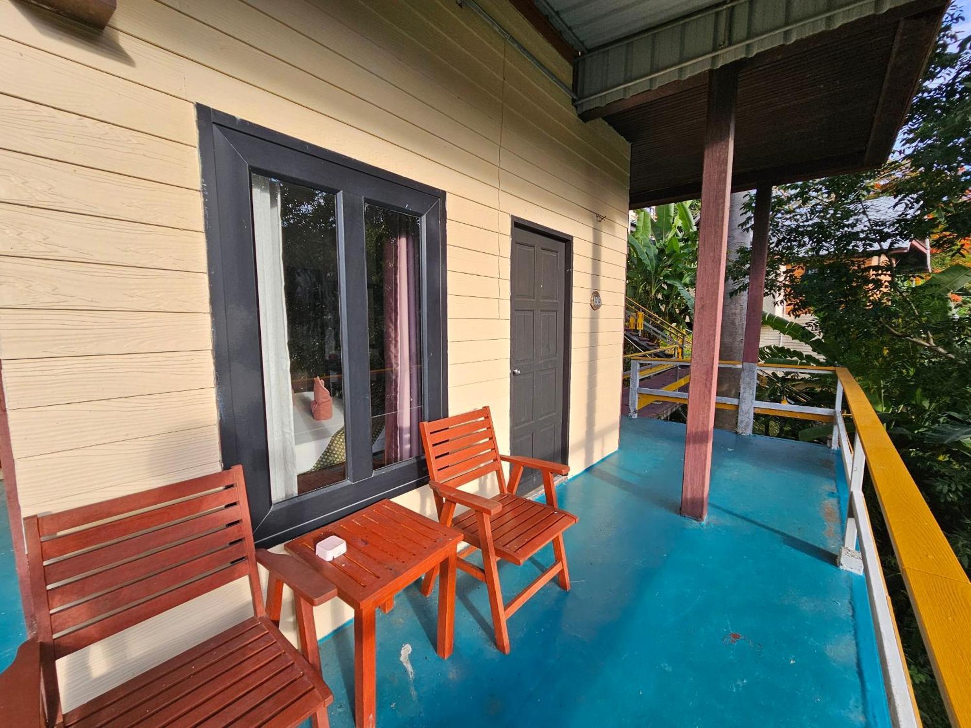 Phitharom Pp Resort Phi Phi Don Exterior photo