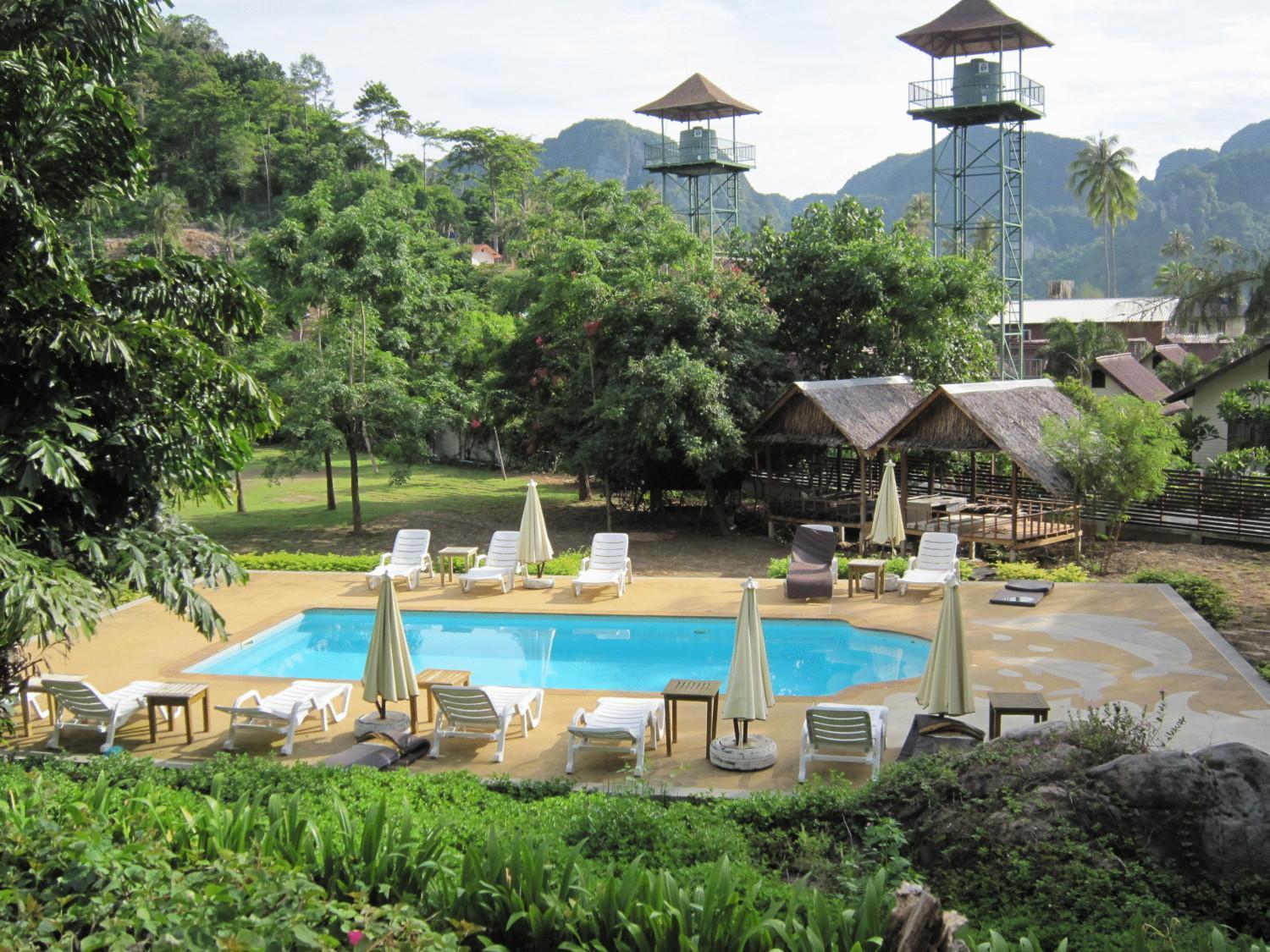 Phitharom Pp Resort Phi Phi Don Exterior photo