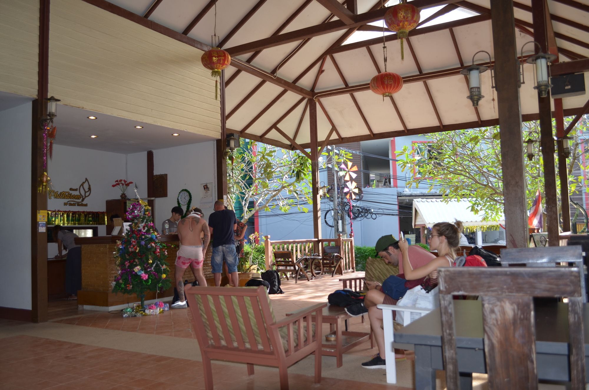 Phitharom Pp Resort Phi Phi Don Exterior photo